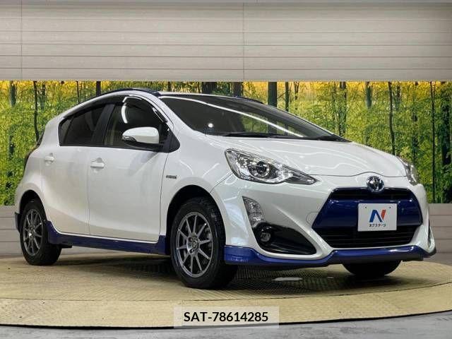 Toyota AQUA 2016-02 349610-16