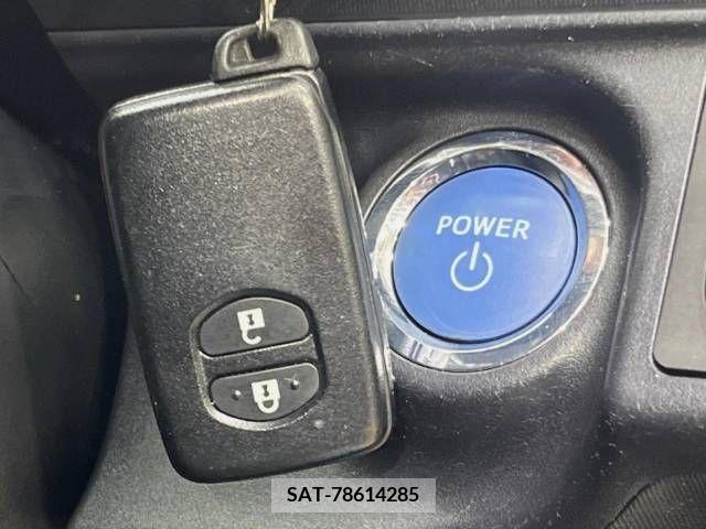 Toyota AQUA 2016-02 349610-7
