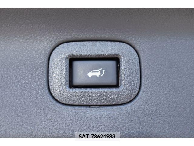 Nissan ELGRAND 2019-10 269552-12