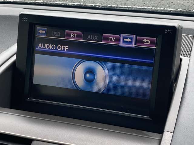 Lexus HS 2013-02 5592-4
