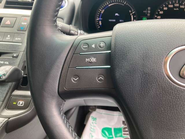 Lexus HS 2013-02 5592-12