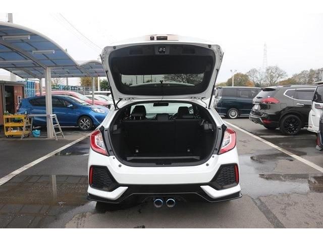 Honda CIVIC 2017-12 181498-10