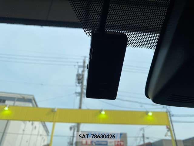 Toyota AQUA 2016-07 260864-15