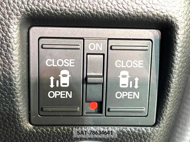 Honda N BOX CUSTOM 2018-04 364965-6