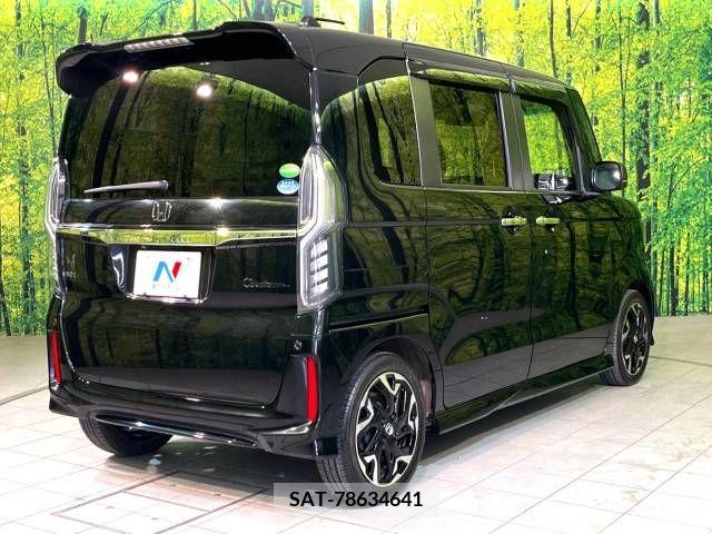 Honda N BOX CUSTOM 2018-04 364965-17