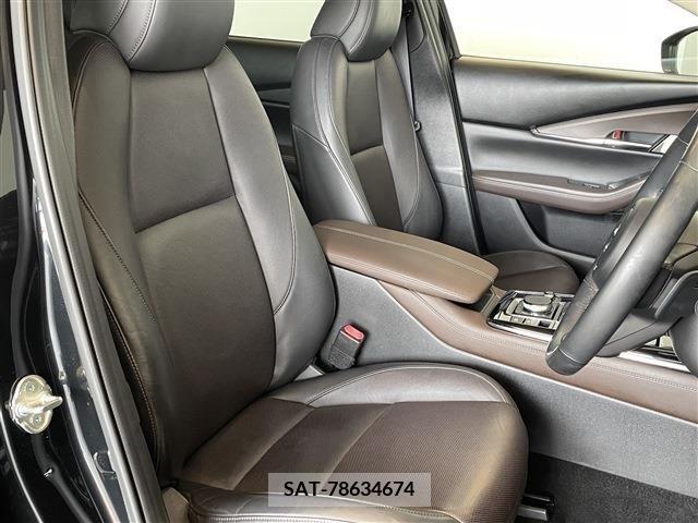 Mazda CX-30 2020-04 302126-23