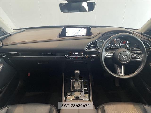Mazda CX-30 2020-04 302126-2