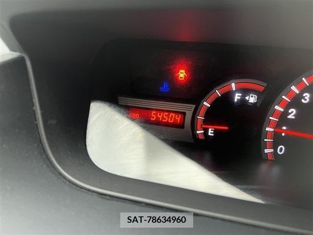 Toyota VOXY 2011-07 289232-1