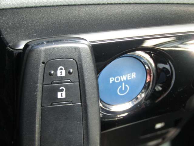 Toyota PRIUS 2016-06 182677-7