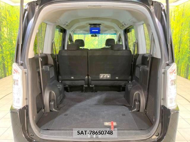 Honda e 2011-10 394303-11