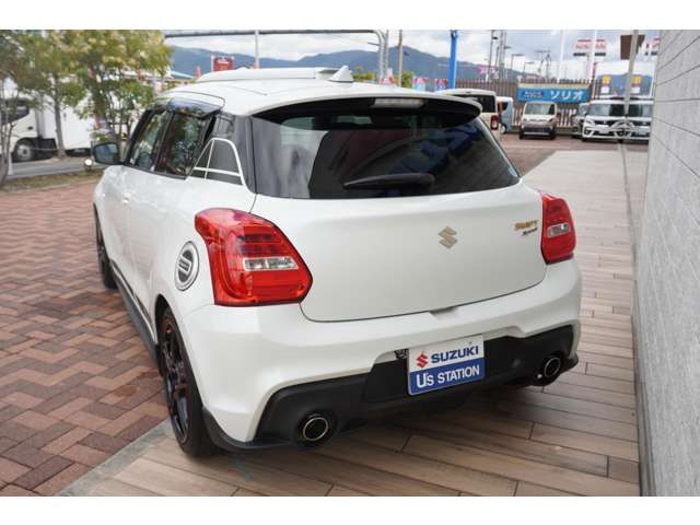 Suzuki SWIFT 2018-02 187355-2