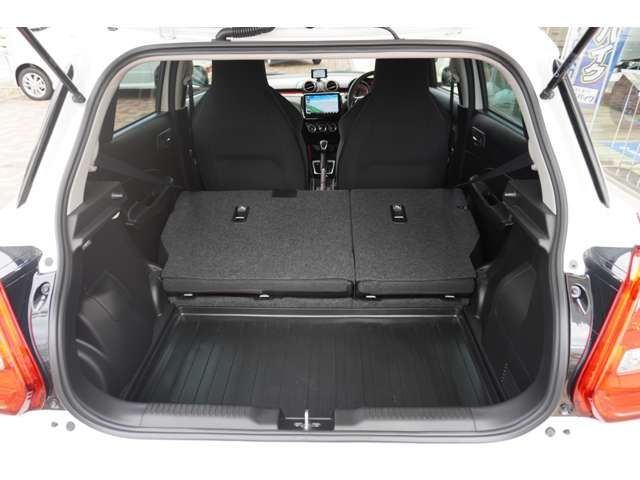 Suzuki SWIFT 2018-02 187355-8