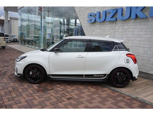 Suzuki SWIFT 2018-02 187355-1