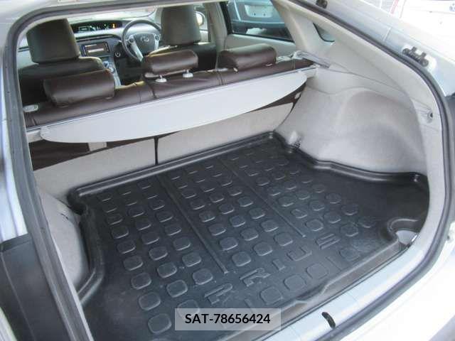 Toyota PRIUS 2011-03 208358-17