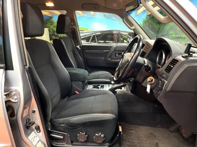Mitsubishi PAJERO 2008-03 184037-8