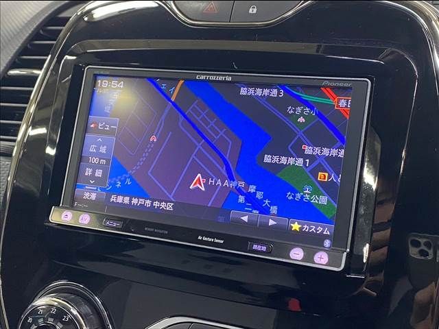 Renault CAPTUR 2014-06 14430-4