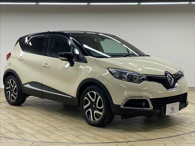 Renault CAPTUR 2014-06 14430-15