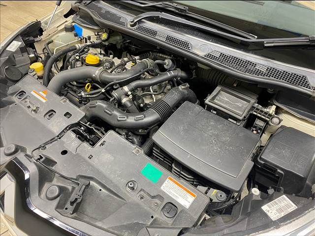 Renault CAPTUR 2014-06 14430-11
