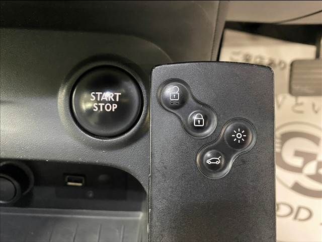 Renault CAPTUR 2014-06 14430-10