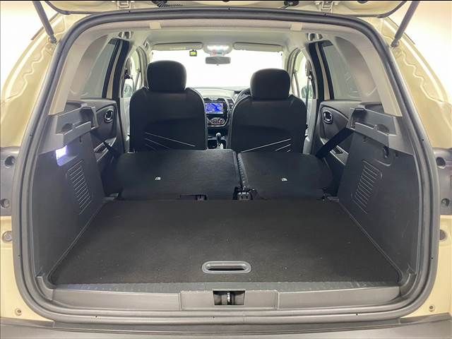 Renault CAPTUR 2014-06 14430-17