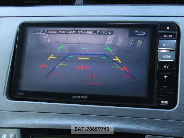 Toyota PRIUS 2014-08 224847-11