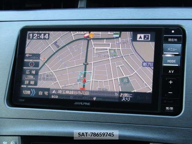 Toyota PRIUS 2014-08 224847-10