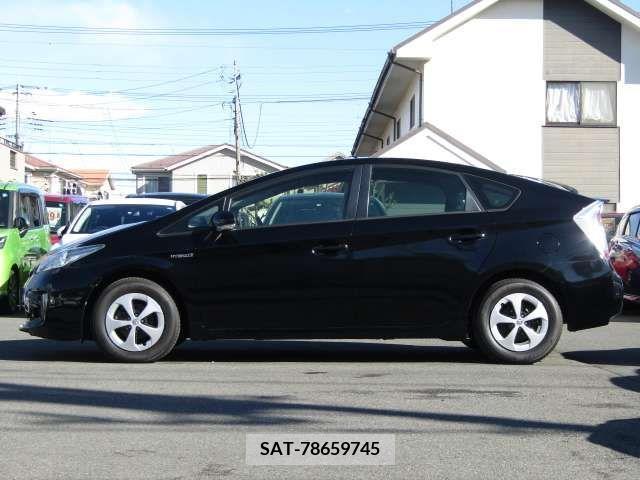 Toyota PRIUS 2014-08 224847-4