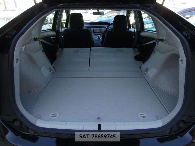 Toyota PRIUS 2014-08 224847-19