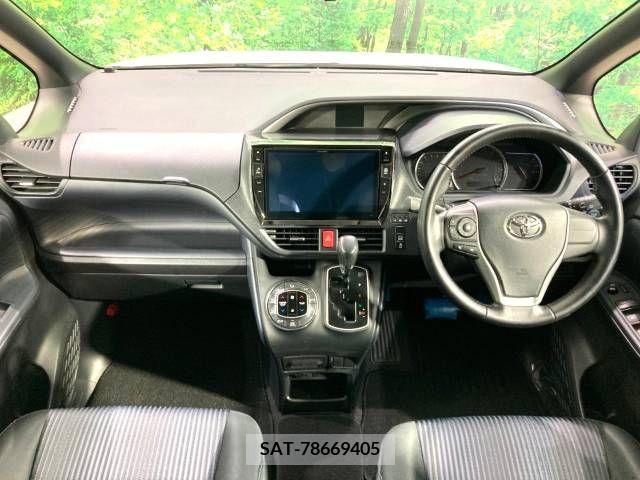 Toyota VOXY 2015-09 321456-1