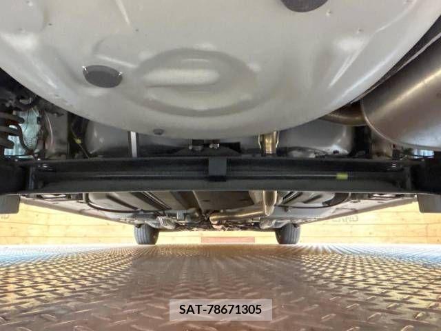 Toyota SIENTA 2019-04 243720-19