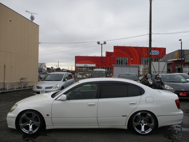Toyota ARISTO 2003-03 185411-8