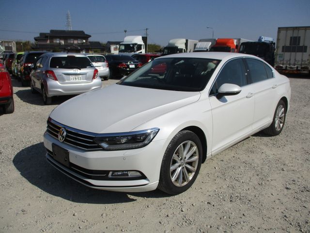 VolksWagen PASSAT 2017-02 196512-3