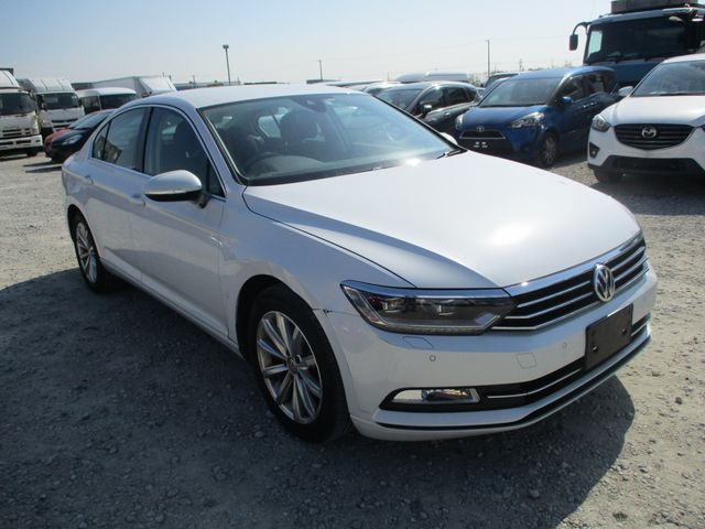 VolksWagen PASSAT 2017-02 196512-0
