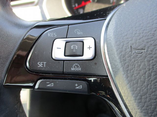 VolksWagen PASSAT 2017-02 196512-16