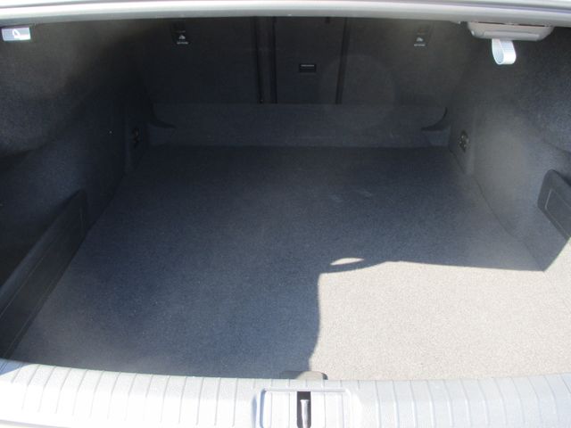 VolksWagen PASSAT 2017-02 196512-14