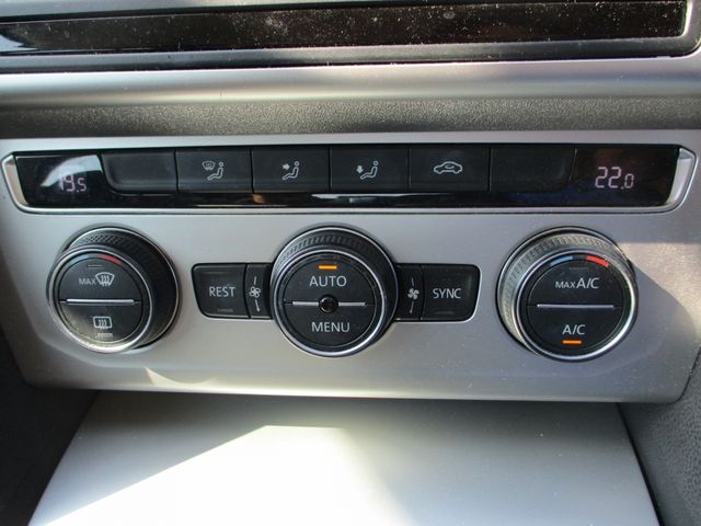VolksWagen PASSAT 2017-02 196512-22