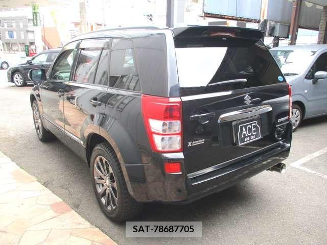 Suzuki ESCUDO 2013-08 268490-7