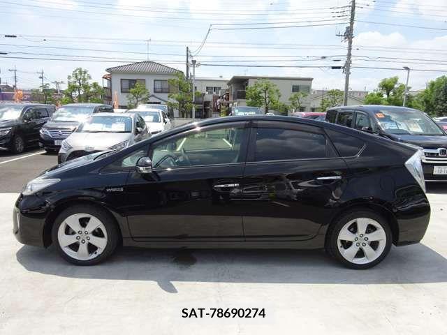 Toyota PRIUS 2015-01 348640-9