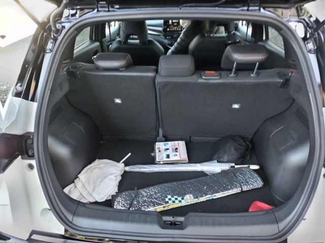 Nissan AURA 2022-11 186672-6