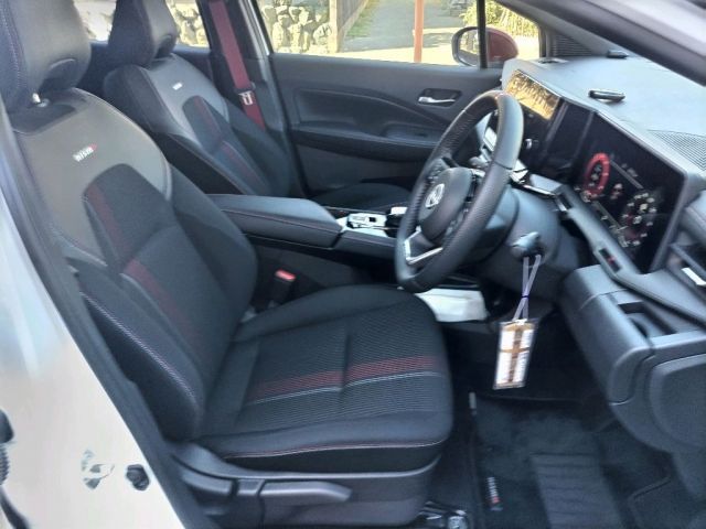 Nissan AURA 2022-11 186672-4