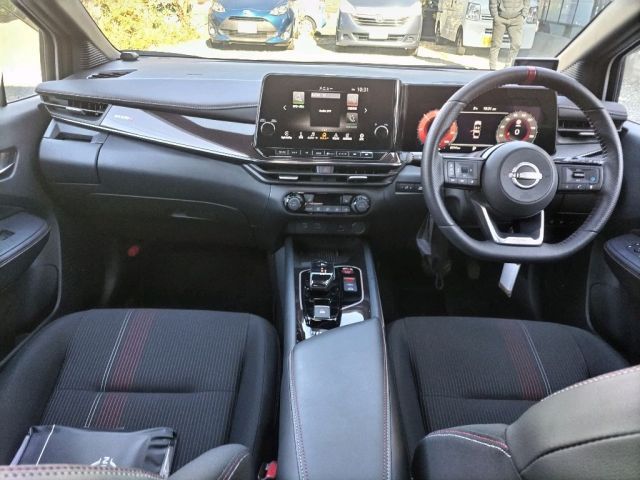 Nissan AURA 2022-11 186672-3