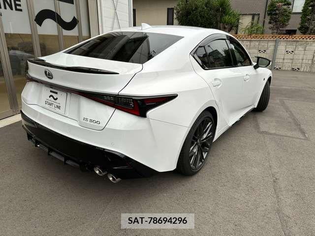 Lexus IS 2024-02 354889-4