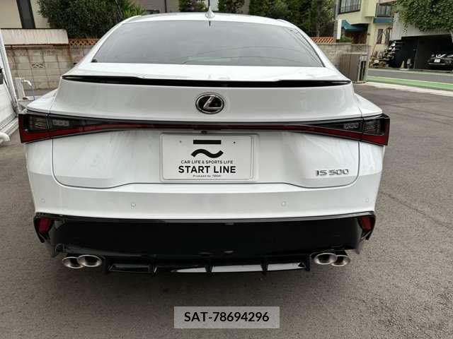 Lexus IS 2024-02 354889-3