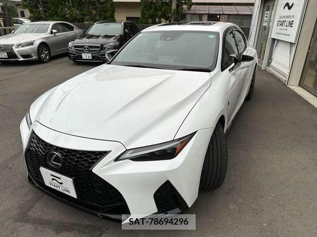 Lexus IS 2024-02 354889-2