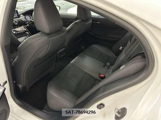 Lexus IS 2024-02 354889-15