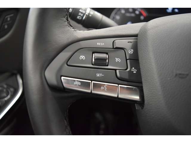 Cadillac XT4 2023-02 25200-10