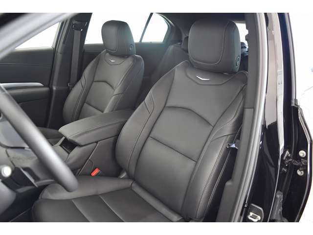 Cadillac XT4 2023-02 25200-15