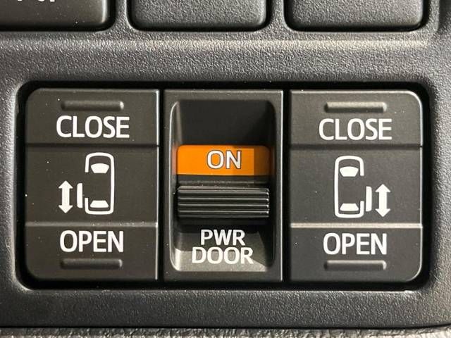 Toyota VOXY 2019-11 183995-5