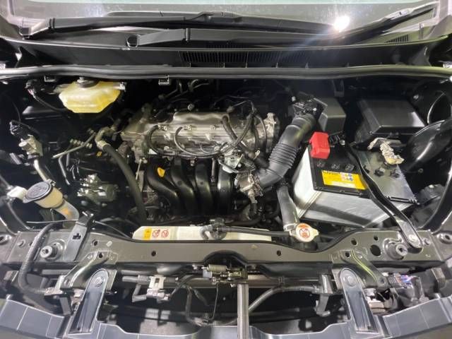 Toyota VOXY 2019-11 183995-19