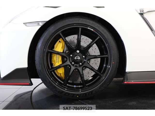 Nissan GT-R 2020-01 396711-2